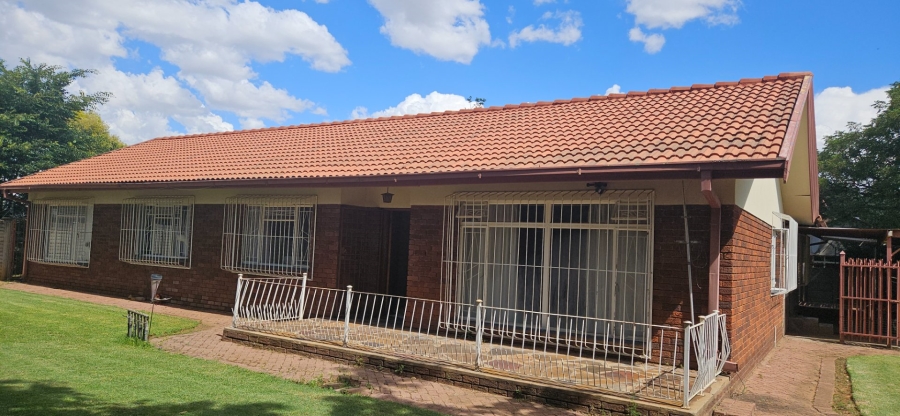 5 Bedroom Property for Sale in Universitas Free State